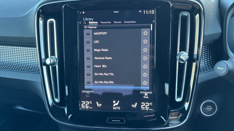 Volvo Xc40 2.0 B4P R DESIGN Pro 5dr Auto [7 speed] Petrol Estate